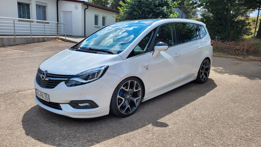 Opel Zafira 69.550 km 20.450 &euro; Tannhausen 73497