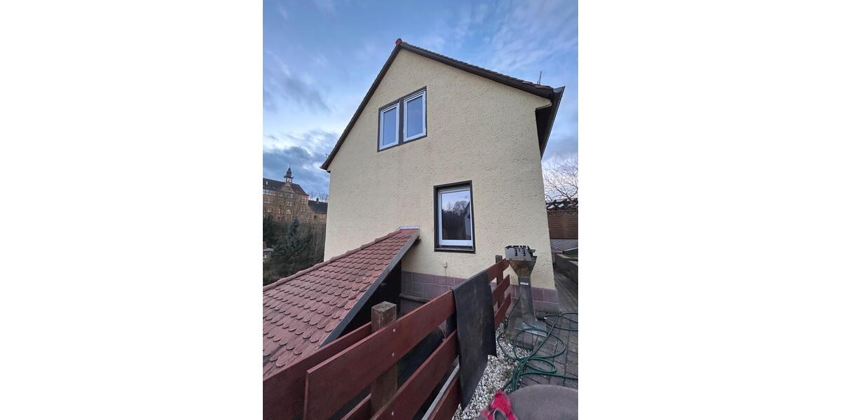 Reihenhaus Stadtroda - 5 Zimmer, 160 m&sup2;, 280.000&euro; | Angebot:27225439