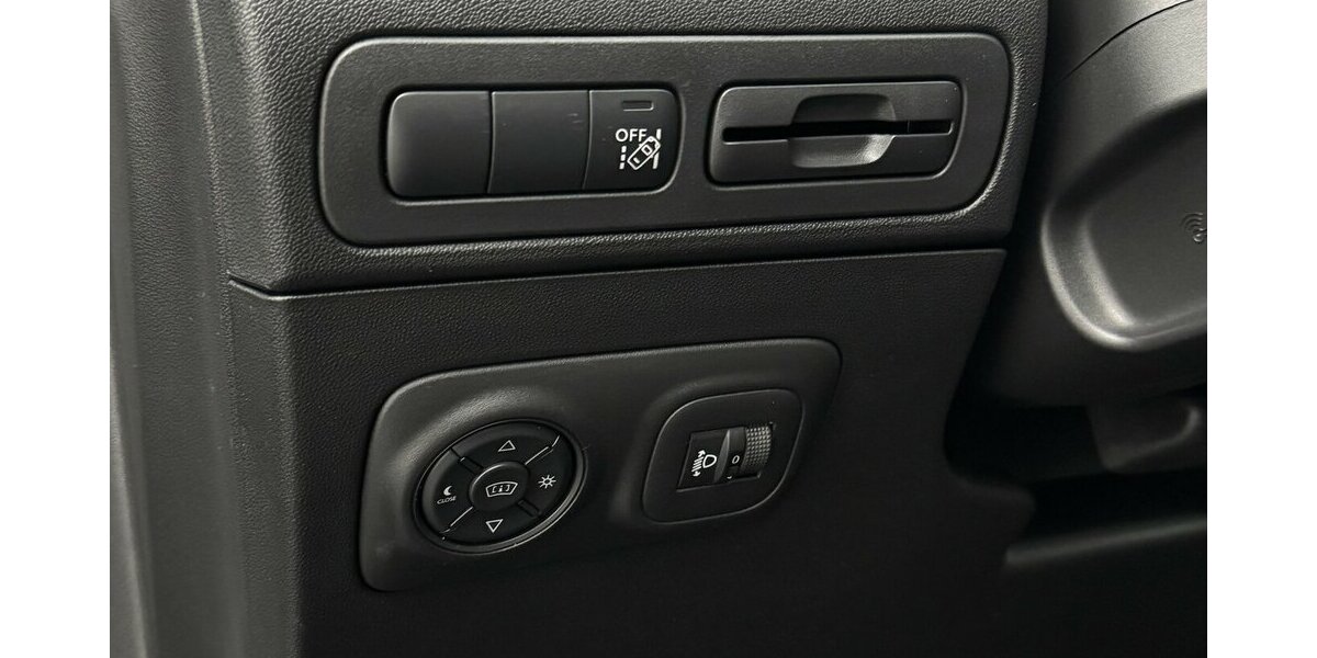 Citroen C3 Aircross Shine Pack CarPlay Head-UP Display 24.000 km 16.320 &euro; Lich 35423