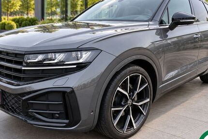 VW Touareg 58.998 km 58.888 &euro; Manching 85077