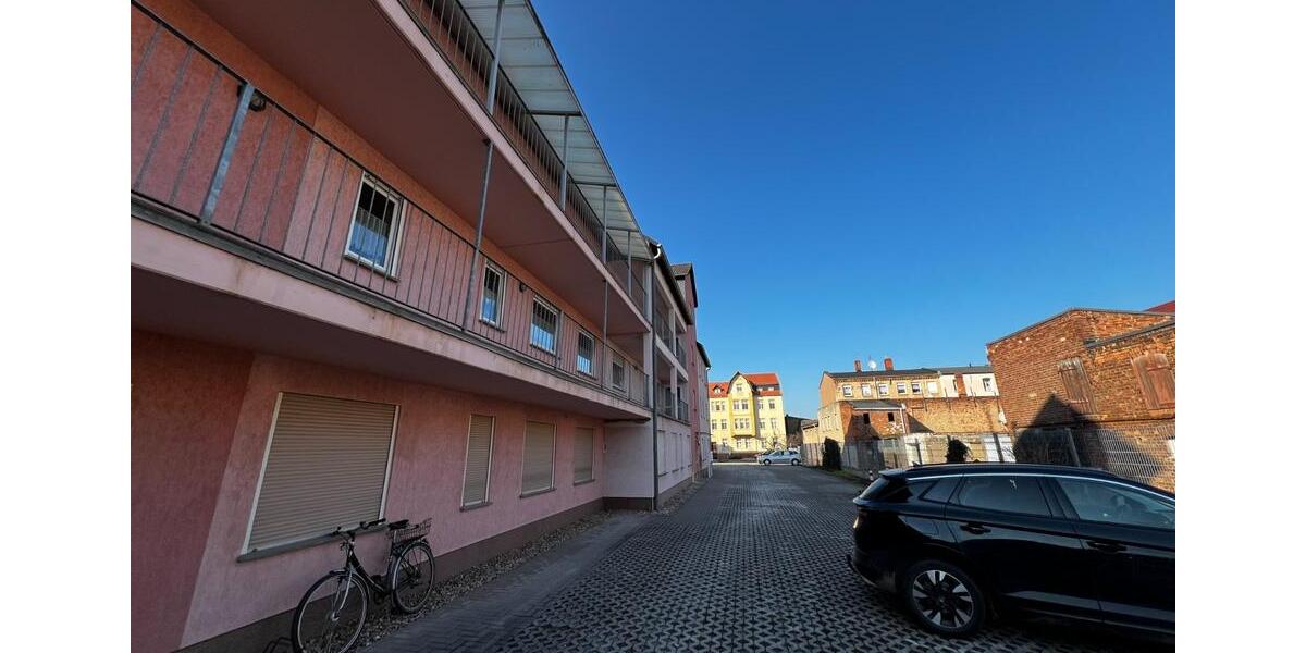 Pflegeeinrichtung im Zentrum von Staßfurt – Top-Lage direkt neben zimmer