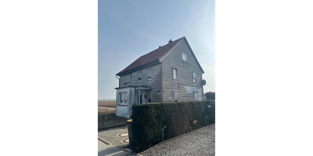 Einfamilienhaus Hildesheim Oststadt/Stadtfeld - 6 Zimmer, 120 m&sup2;, 190.000&euro; | Angebot:26763230