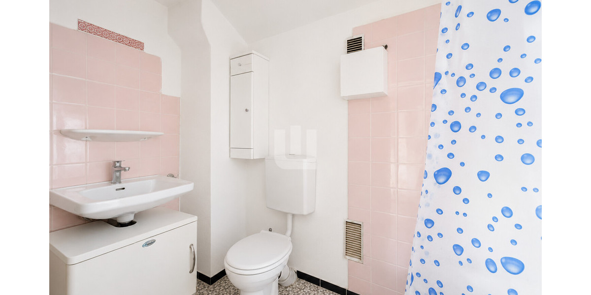 WINDISCH – Großzügiges Reihenhaus mit Potenzial in ruhiger, zentraler Lage – frei ab Sommer 2027! - Reihenmittelhaus Puchheim | Angebot:26866368