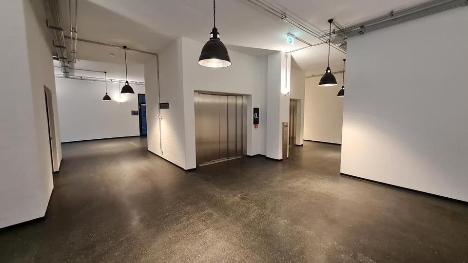 Erdgeschoßwohnung Bremen Häfen - 2 Zimmer, 110 m&sup2;, 609&euro; | Angebot:26677897