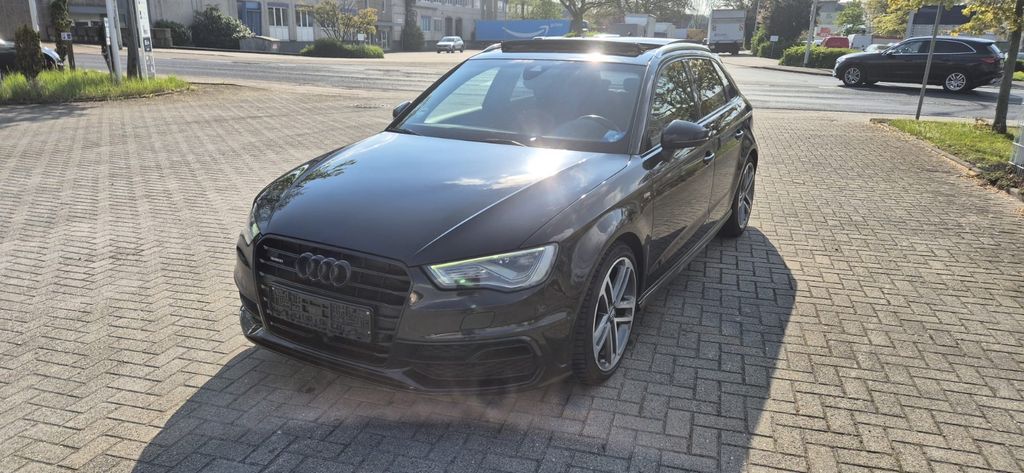 Audi A3 184.000 km 12.900 &euro; Hilden 40732
