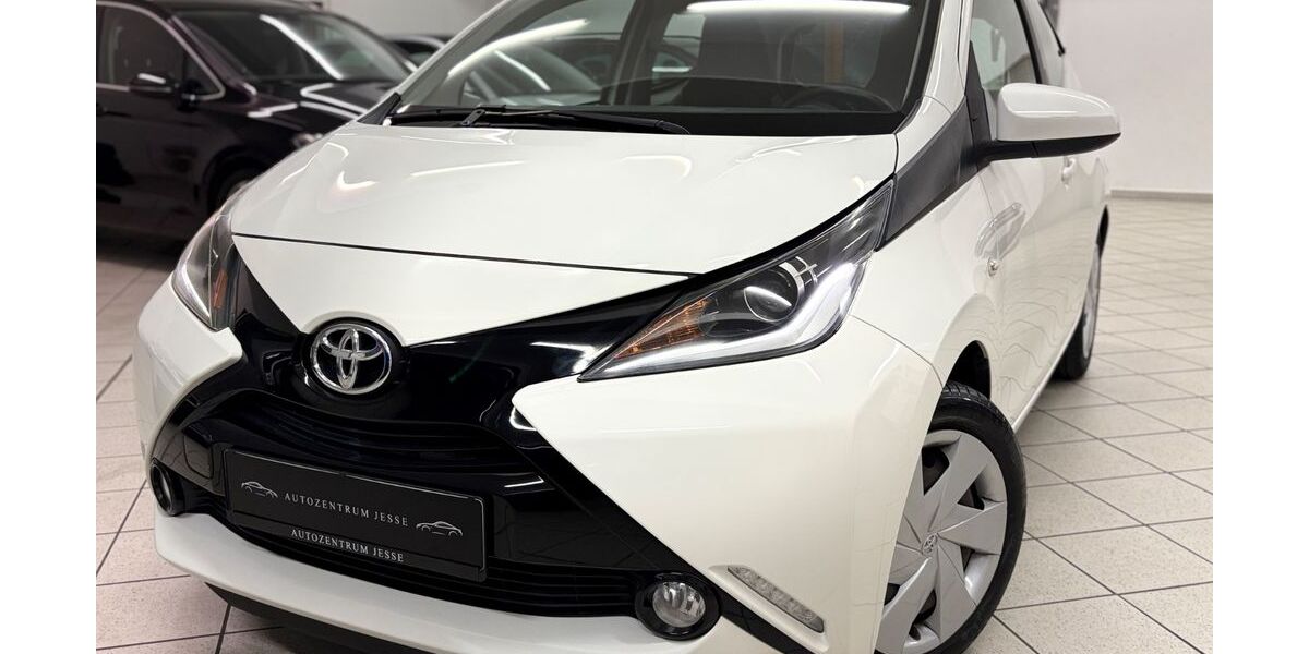 Toyota Aygo (X) 80.957 km 6.990 &euro; Schopfheim 79650