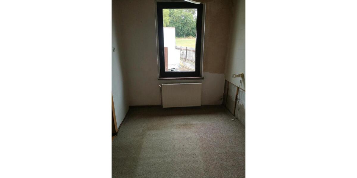 Doppelhaushälfte Burg - 4 Zimmer, 100 m&sup2;, 88.000&euro; | Angebot:26918503
