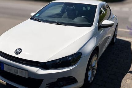 VW Scirocco 170.602 km 5.490 &euro; Holzwickede 59439