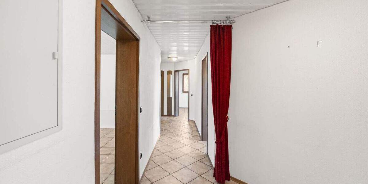 Mehrfamilienhaus, Wohnhaus Hagenbüchach - 1 Zimmer, 261 m&sup2;, 598.000&euro; | Angebot:25670108