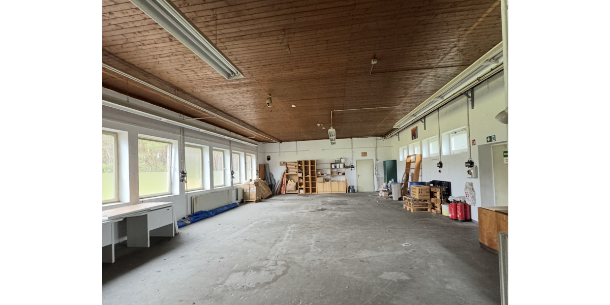 Gewerbeobjekt Nordrhein-Westfalen - Oerlinghausen Oerlinghausen - 675&euro; | Angebot:26748689