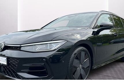 VW Passat Variant 4.390 km 48.949 &euro; Artern 06556
