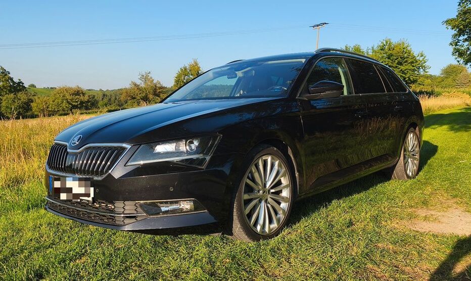 Skoda Superb 135.000 km 18.999 € Neckarsulm 74172