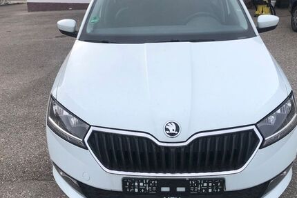 Skoda Fabia 157.936 km 5.400 &euro; Traunstein 83278