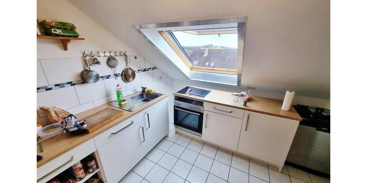 Dachgeschoßwohnung Bretten - 2.5 Zimmer, 120 m&sup2;, 725&euro; | Angebot:24817753