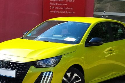 Peugeot 208 17.890 km 13.990 &euro; Berlin 10317