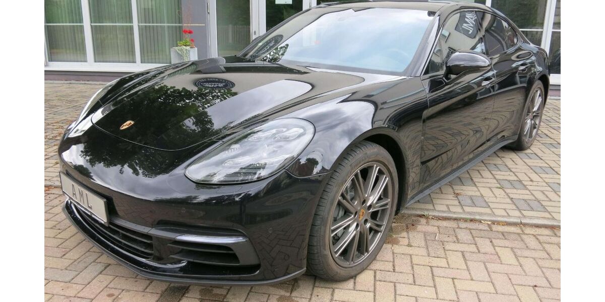 Porsche Panamera 99.000 km 62.990 € Lucka 04613