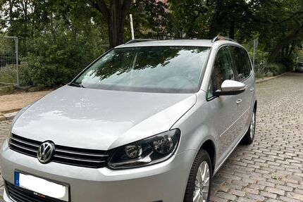 VW Touran 106.000 km 6.990 &euro; München 81671