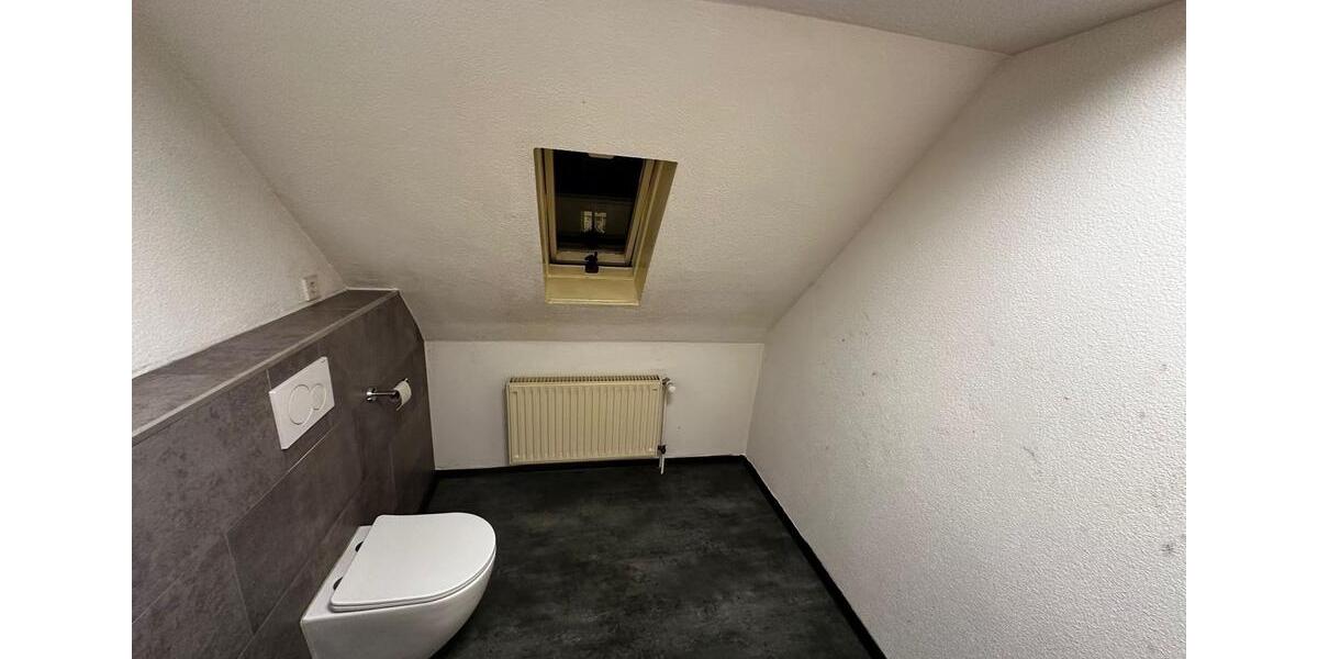 Maisonettenwohnung Oberndorf am Neckar - 4.5 Zimmer, 120 m&sup2;, 1.000&euro; | Angebot:26228307
