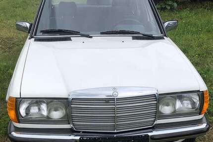 Mercedes-Benz 200 119.272 km 13.900 € Bad Wildungen 34537