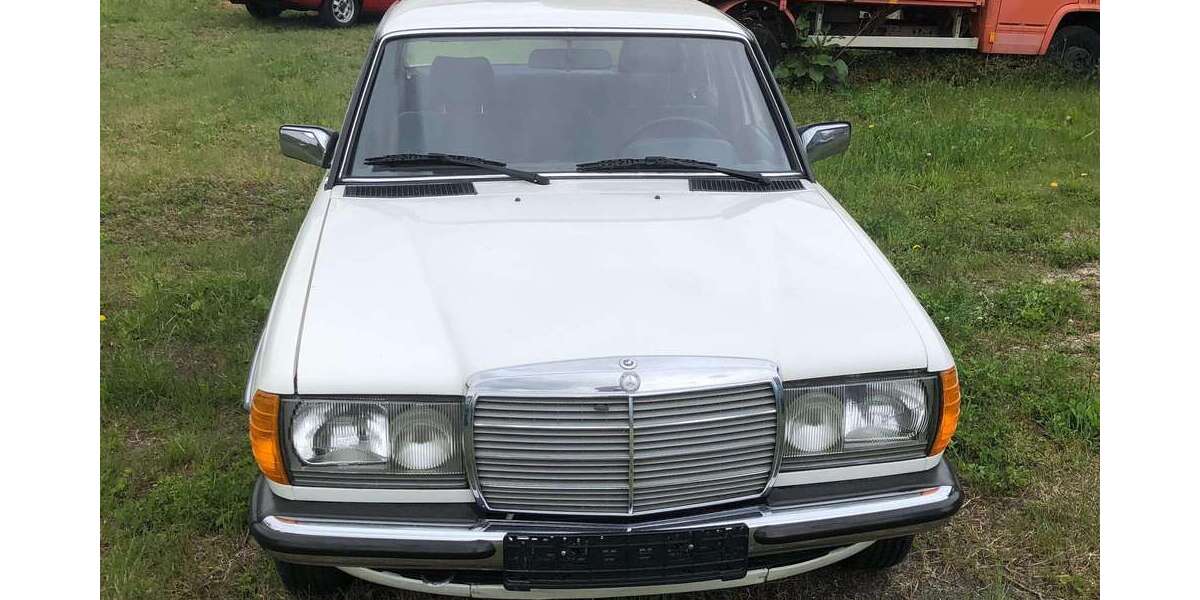 Mercedes-Benz 200 119.272 km 13.900 € Bad Wildungen 34537