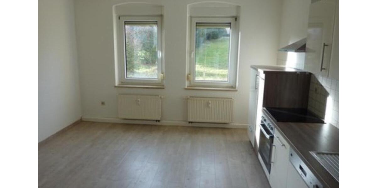 Etagenwohnung Teuchern - 2 Zimmer, 62 m&sup2;, 375&euro; | Angebot:24253560