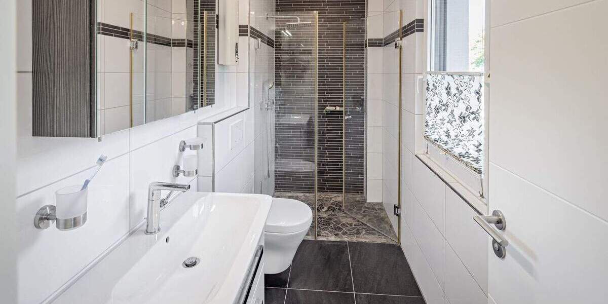 Einfamilienhaus Essen Burgaltendorf - 9 Zimmer, 256 m&sup2;, 870.000&euro; | Angebot:25475552