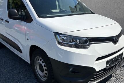 Toyota Proace City 57.100 km 13.990 &euro; Bergisch Gladbach 51469