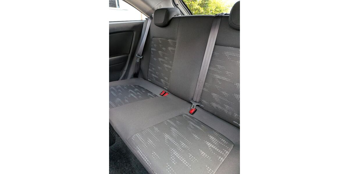 Opel Corsa 94.500 km 3.900 &euro; Memmingen 87700