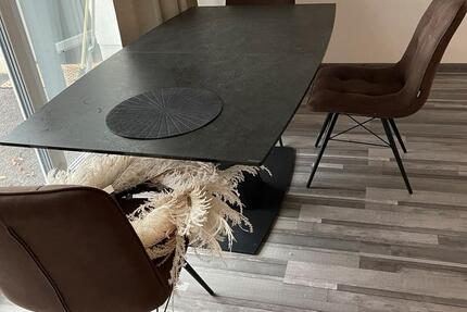 Haus Heinsberg - 3 Zimmer, 90 m&sup2;, 1.400&euro; | Angebot:26025201