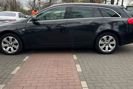 Opel Insignia 198.000 km 6.990 &euro; Berlin 12353