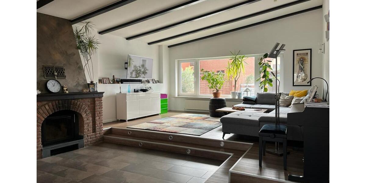 Einfamilienhaus Barmstedt - 11 Zimmer, 380 m&sup2;, 799.000&euro; | Angebot:26040232