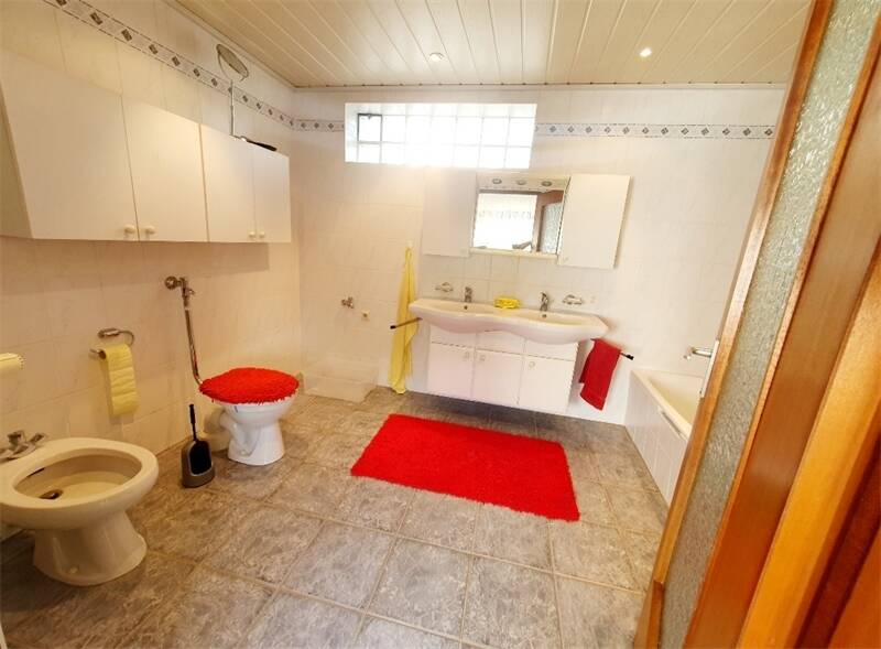 Einfamilienhaus Hünstetten Beuerbach - 7 Zimmer, 192 m&sup2;, 349.600&euro; | Angebot:25729392