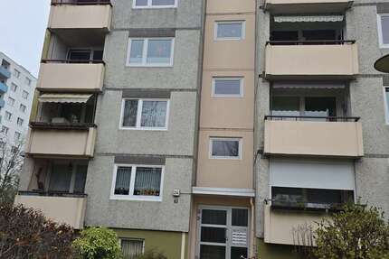 Wohnung zum Kaufen in Kiel 190.000 € 99 m² 4 zimmer