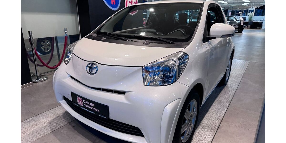 Toyota IQ 140.000 km 5.900 &euro; Hamburg 22547