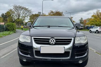 VW Touareg 259.000 km 4.250 € Frankfurt 60529