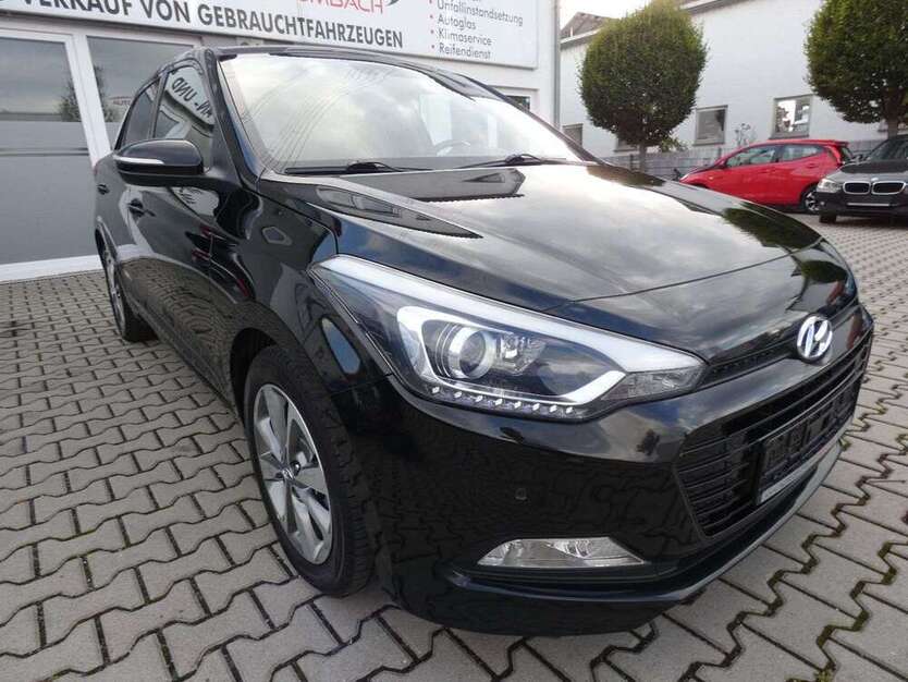 i20