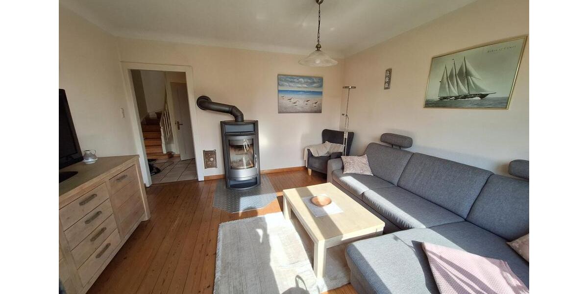 Einfamilienhaus Tellingstedt - 8 Zimmer, 140 m&sup2;, 335.000&euro; | Angebot:26414466