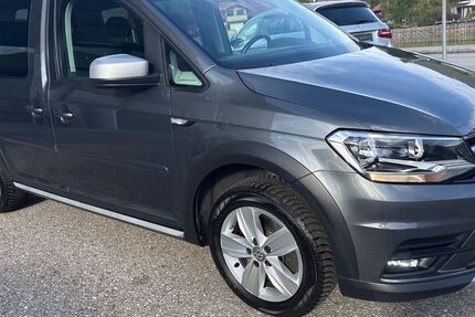 VW Caddy 121.000 km 17.999 € Lenggries 83661