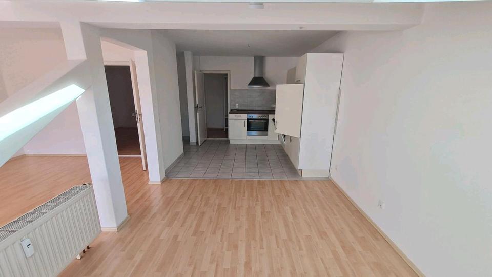 Dachgeschoßwohnung Eggenfelden - 2 Zimmer, 83 m&sup2;, 720&euro; | Angebot:26277328