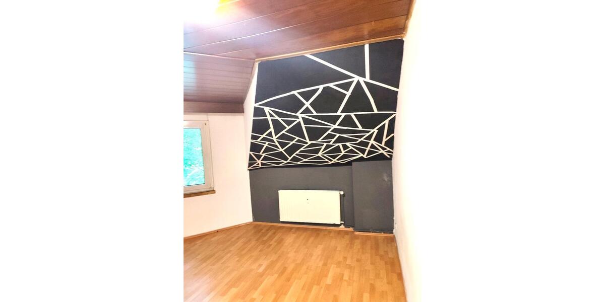 Dachgeschoßwohnung Iserlohn Gerlingsen - 3 Zimmer, 77 m&sup2;, 475&euro; | Angebot:25994039