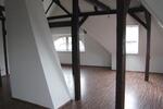 3 Zimmer Dachwohnung mit Flair zimmer