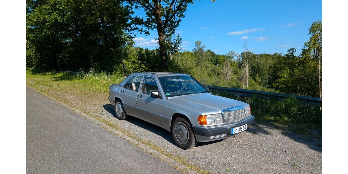 Mercedes-Benz 190 195.900 km 5.500 &euro; Reichshof 51580