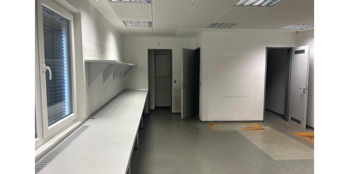 Gewerbeobjekt Deggendorf - 650&euro; | Angebot:23497240