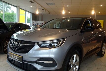 Opel Grandland (X) 66.421 km 16.799 € Barsbüttel 22885