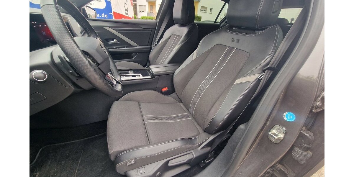 Opel Astra 1.5DGS Line Klimaautomatik Automatik 64.000 km 21.998 &euro; Landau 76829