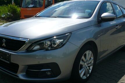 Peugeot 308 81.400 km 10.990 &euro; Schneeberg 08289