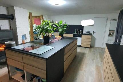 Haus Waltershausen - 6 Zimmer, 130 m&sup2;, 249.000&euro; | Angebot:26981979