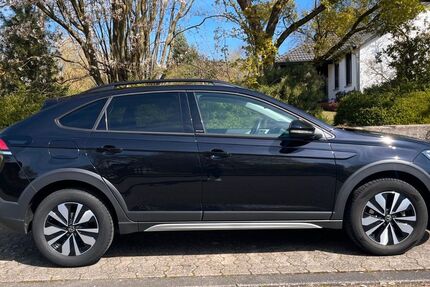 VW Taigo 16.000 km 17.900 &euro; Wolfsburg 38442