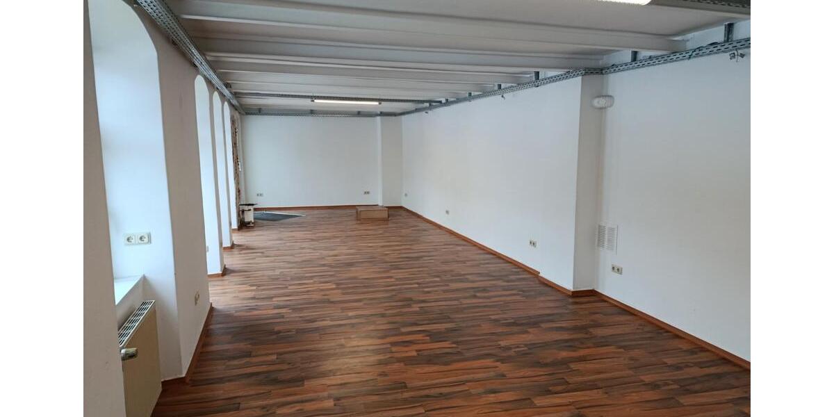 Gewerbeobjekt Freiberg - 400&euro; | Angebot:26170145