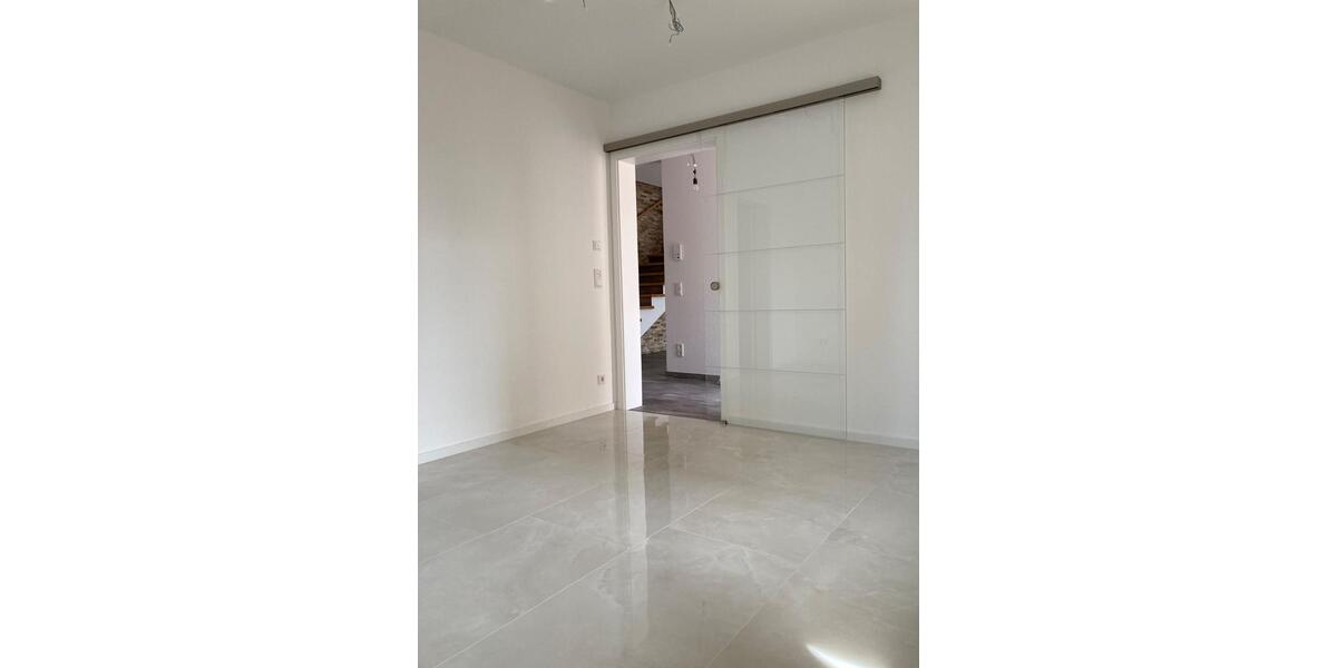 Maisonettenwohnung Schönebeck (Elbe) - 3 Zimmer, 109 m&sup2;, 996&euro; | Angebot:26674335